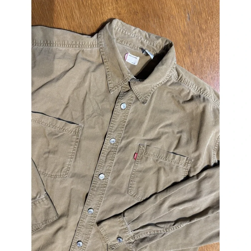 Levis Corduroy Shirt Mens L Khaki Tan‎ Button Up 2 Pocket Workwear Cotton